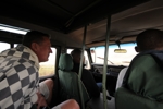 NP Ngorongoro safari Land Rover výhled z auta